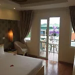 Hanoi Impressive Hotel
