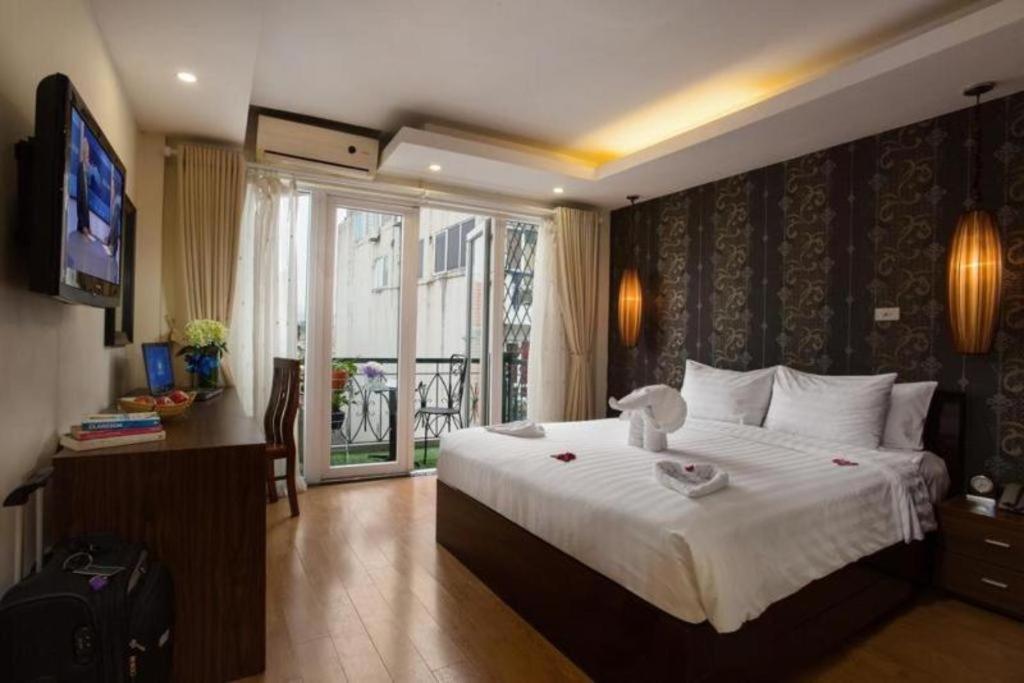 Hotel Impressive 3*